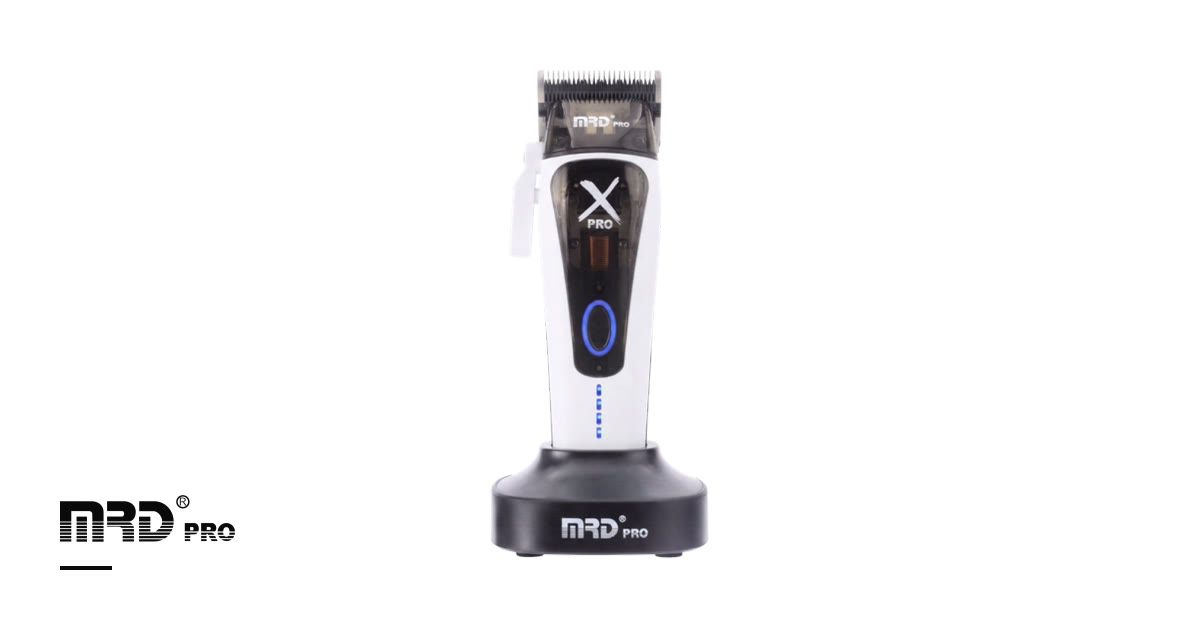 MRD Pro HC-999C X-Pro Haarschneider vor schwarzer Markenfläche